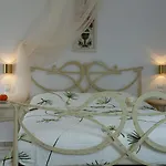 Hotel Chora & 4*