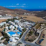 Chora & Hotel Folegandros Town