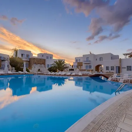 Hotel Chora & 4*