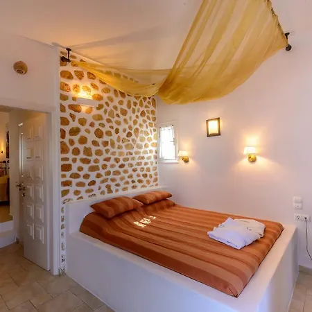 Hotel Chora & 4*
