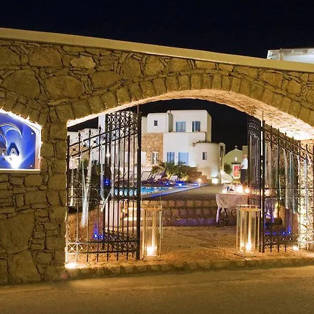 Hotel Chora & 4*