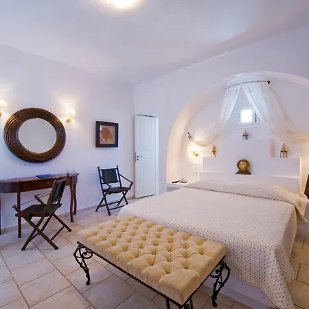 Chora & 4* Φολέγανδρος