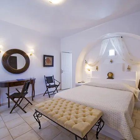 Chora & 4* Folégandros