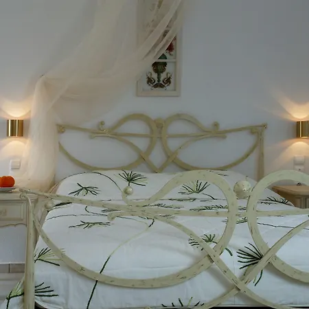 Hotel Chora & 4*