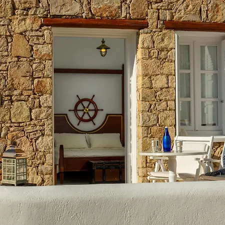 Hotel Chora & 4*