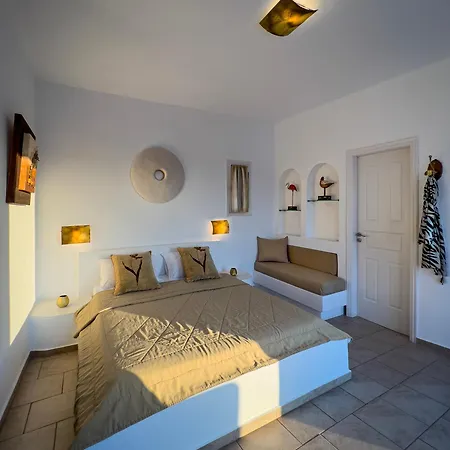 Hotel Chora & 4*