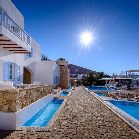 Chora & Hotel Folégandros