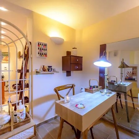 Chora & 4* Folégandros