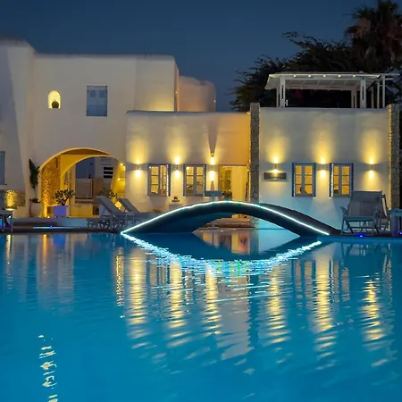 Chora & Hotel 4*