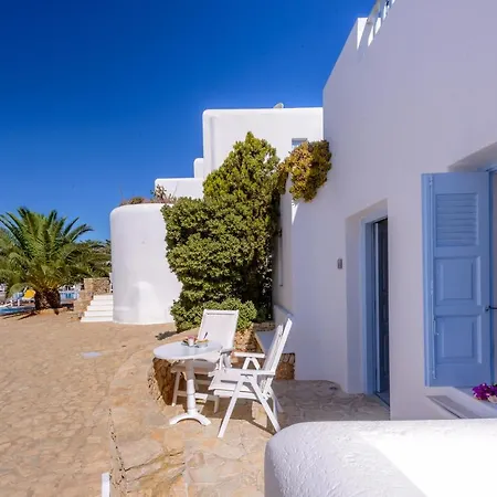Chora & Hotel 4*