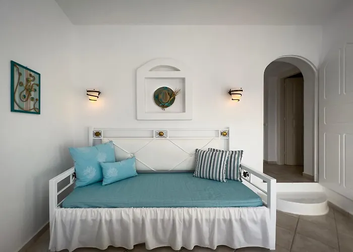 Chora & Hotel Folégandros